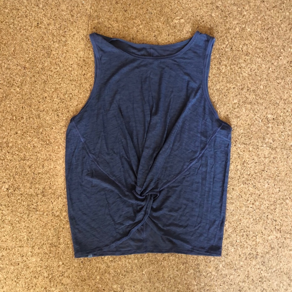 Lululemon tank